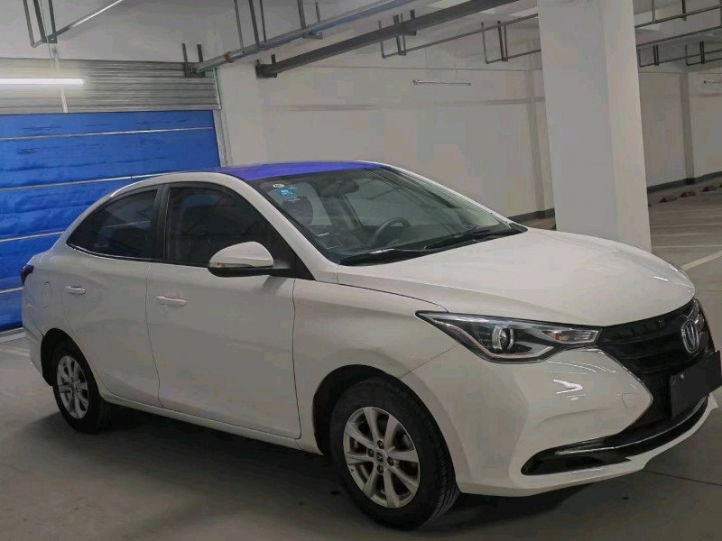 寶雞20年長安汽車悅翔3