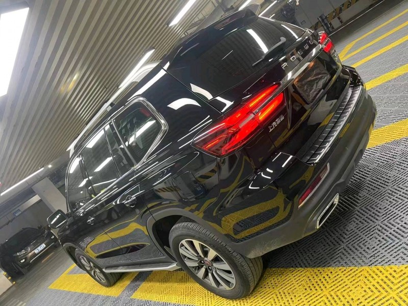 成都22年荣威RX84