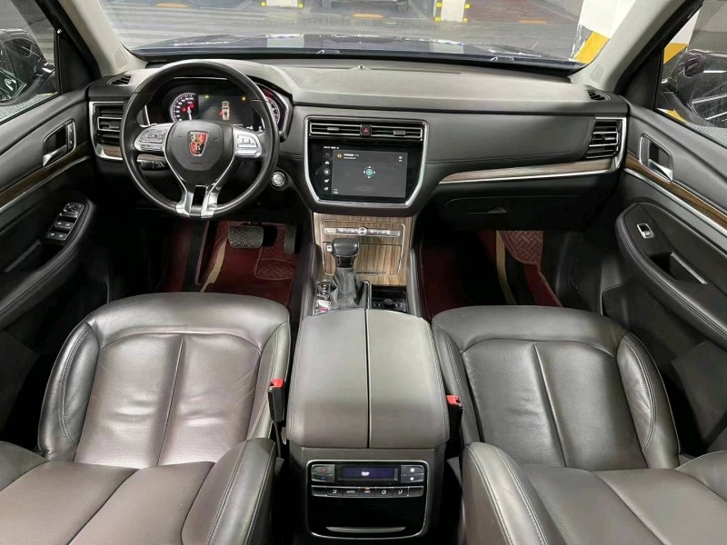 成都22年荣威RX89