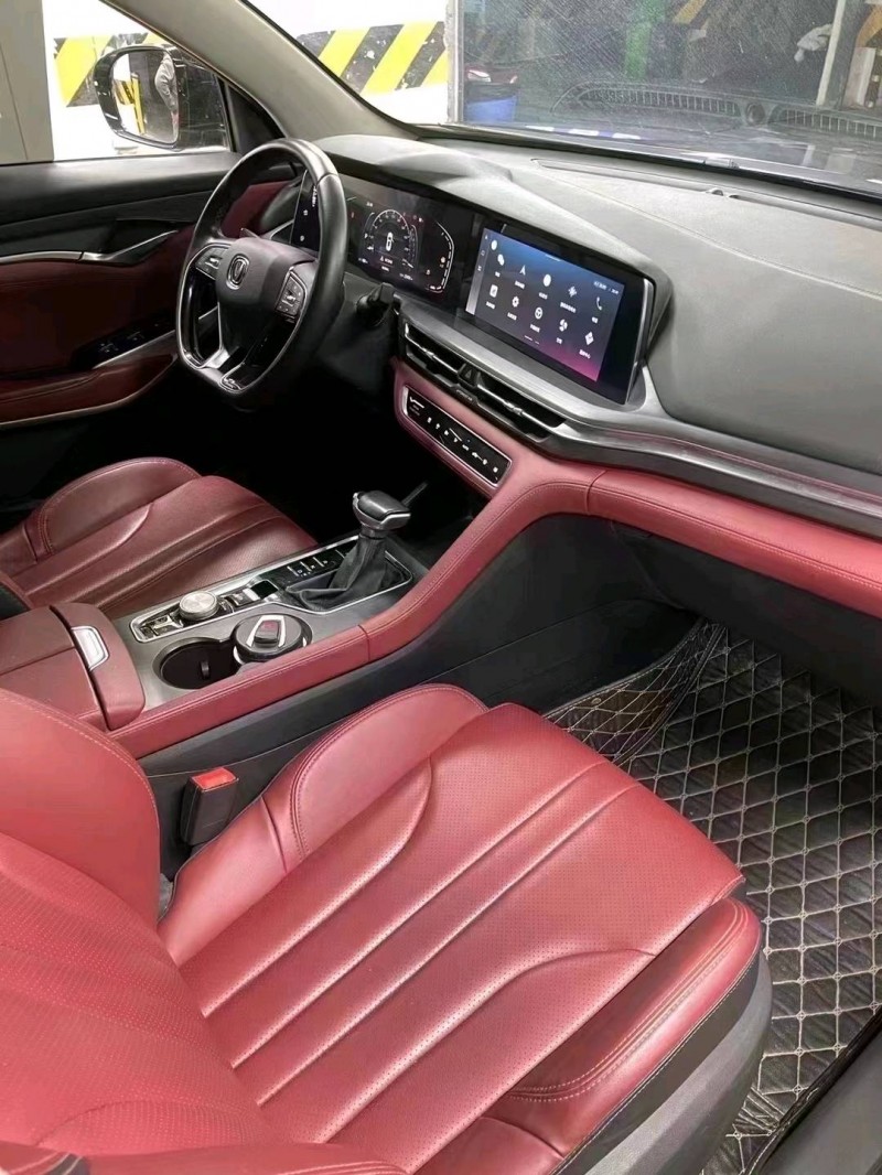 成都21年长安汽车CS758