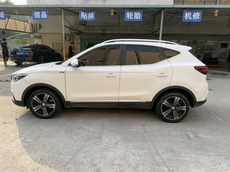 深圳18年名爵ZS4