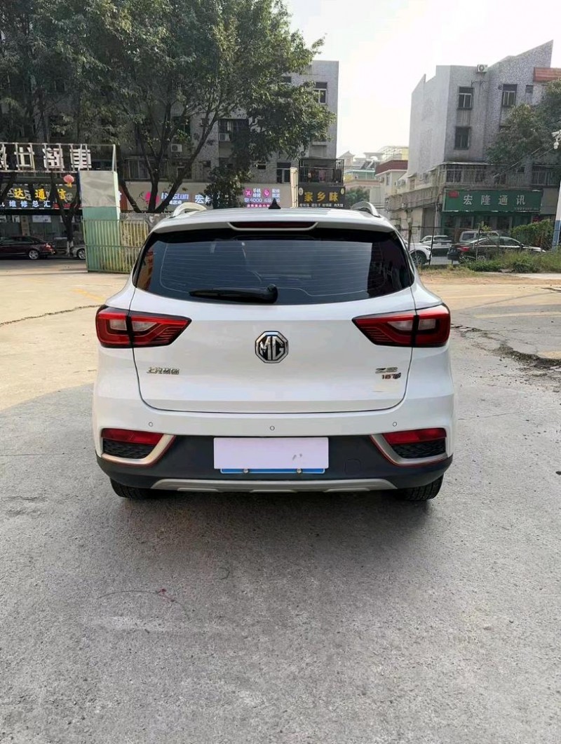 深圳18年名爵ZS6