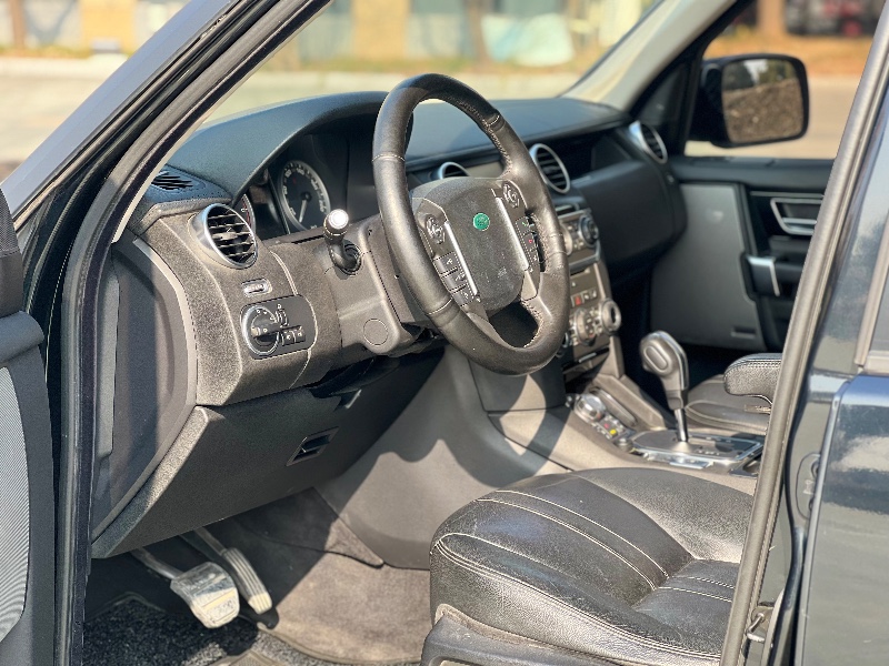 无锡12年路虎发现9