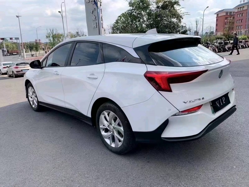 临沂23年别克微蓝6