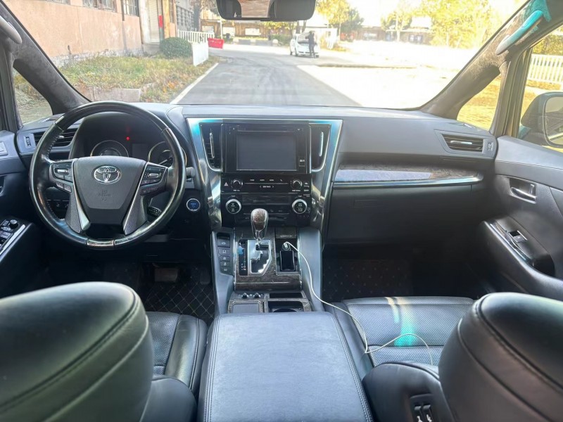 济宁19年丰田威尔法7