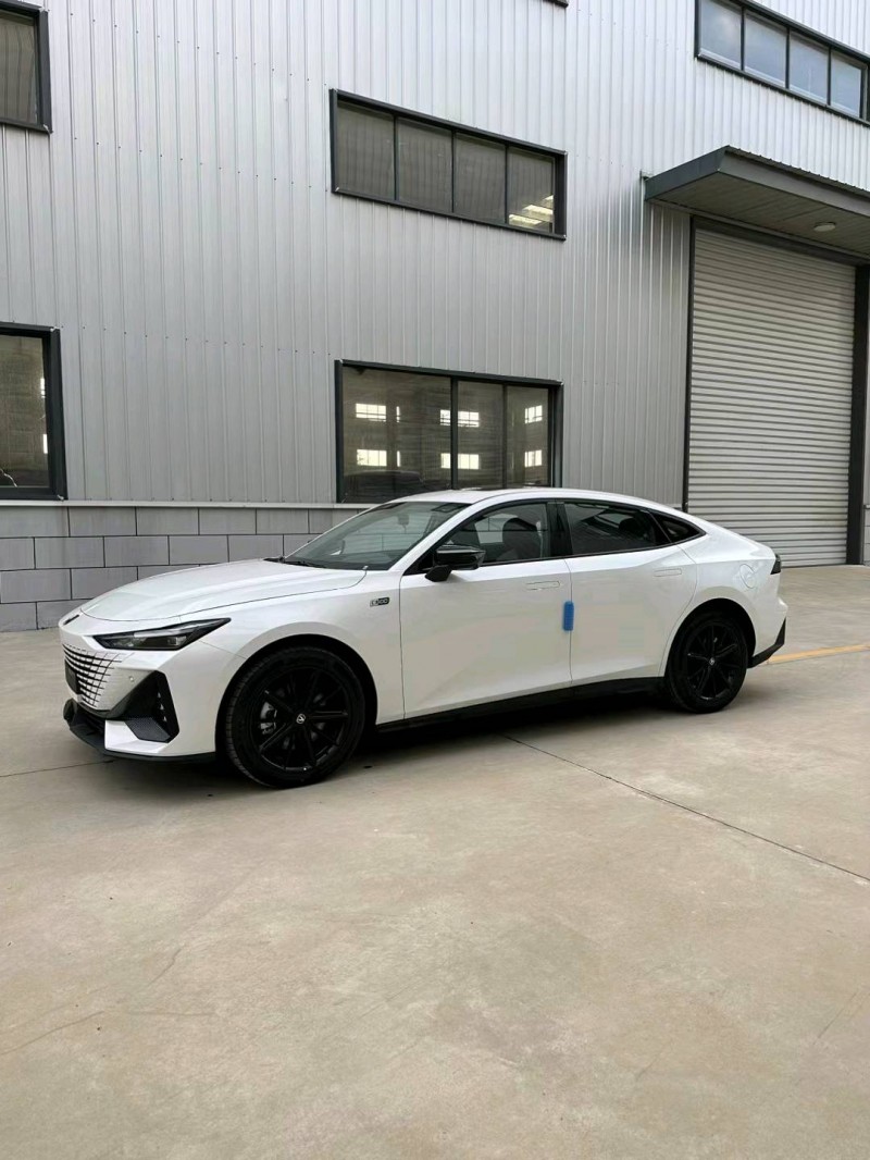 宿迁23年长安汽车UNI-V2