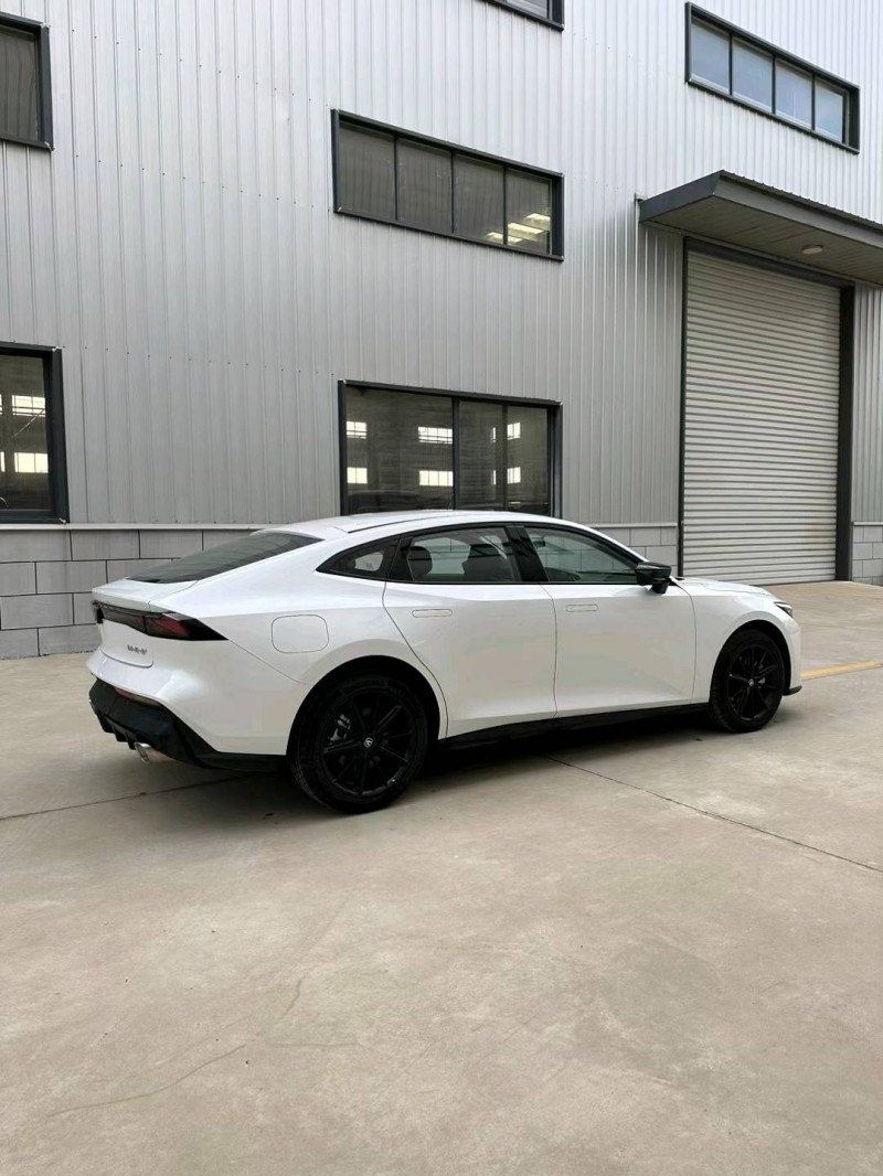 宿迁23年长安汽车UNI-V5