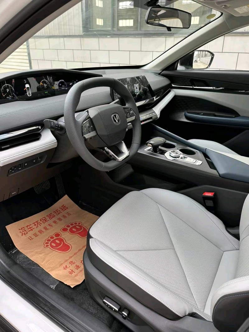 宿迁23年长安汽车UNI-V9