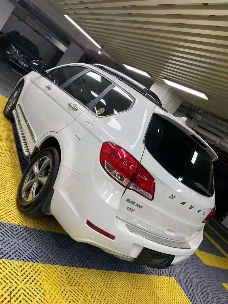 成都17年哈弗H64