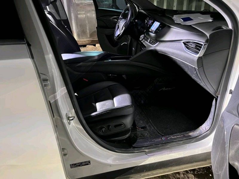 临沂19年别克昂科旗9