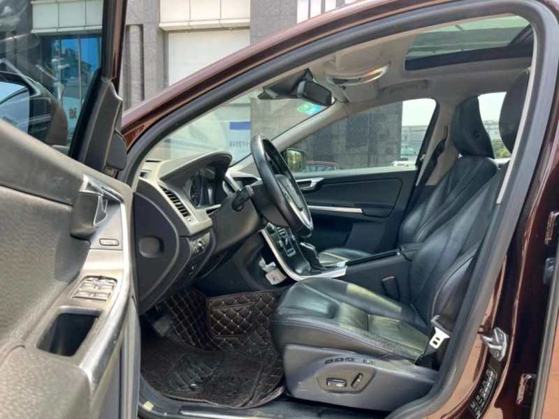 东莞14年沃尔沃XC606