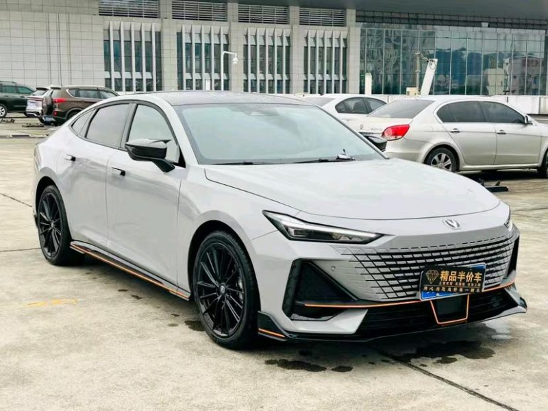 东莞23年长安汽车UNI-V3