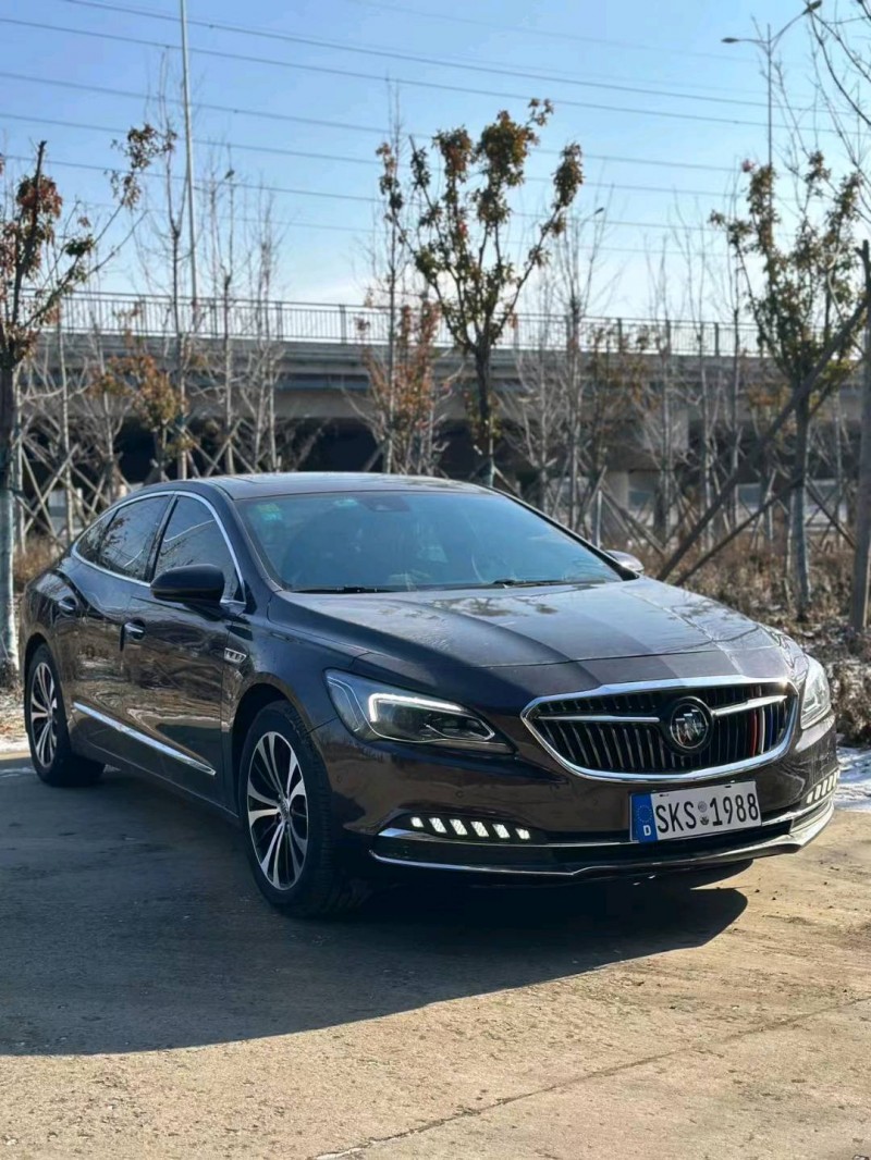 青岛17年别克君越2