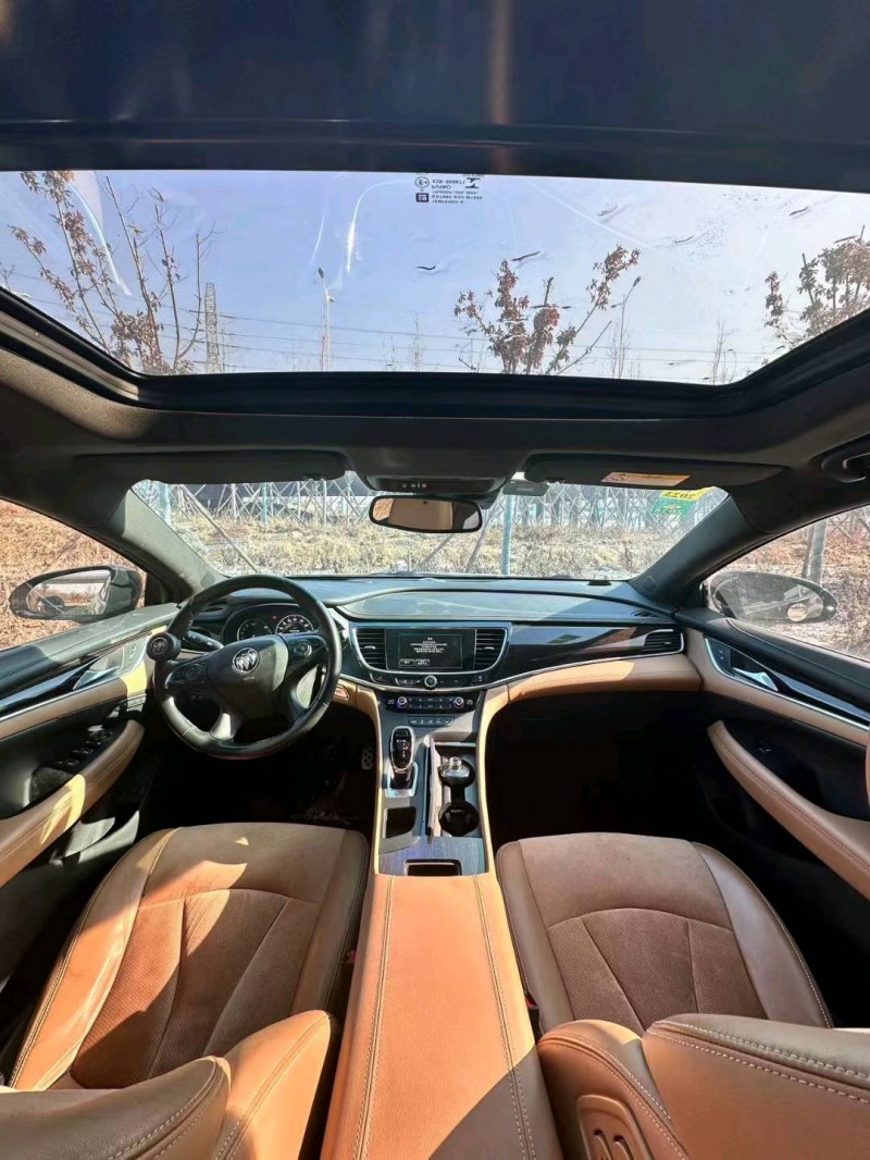 青岛17年别克君越4