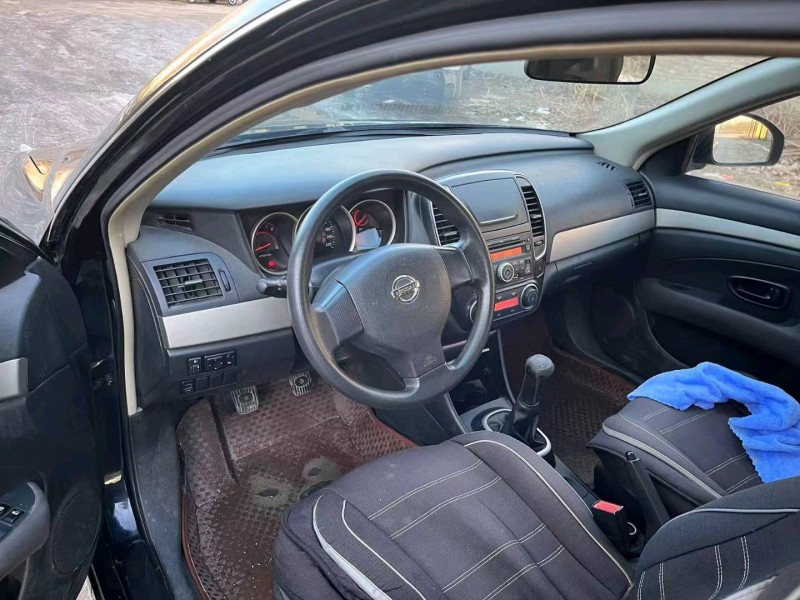 保定16年日产轩逸6