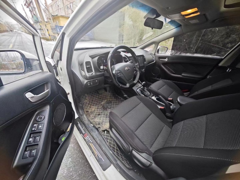 淄博16年起亚K37