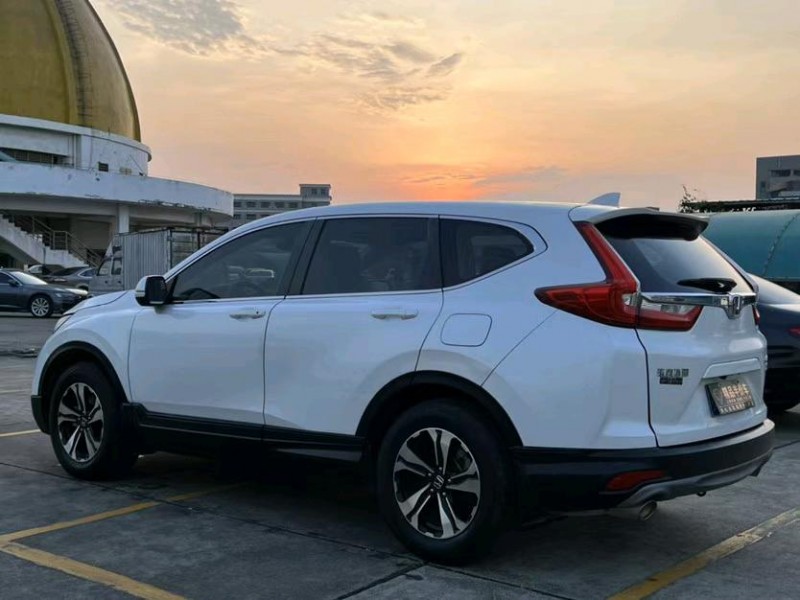 东莞17年本田CRV8