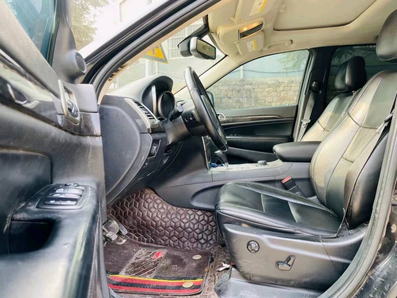 枣庄12年Jeep大切诺基6