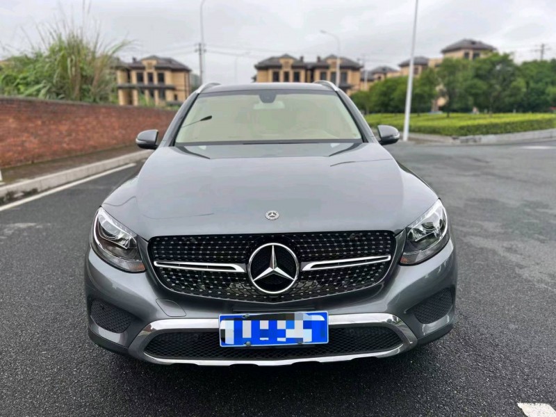 东莞19年奔驰GLC1