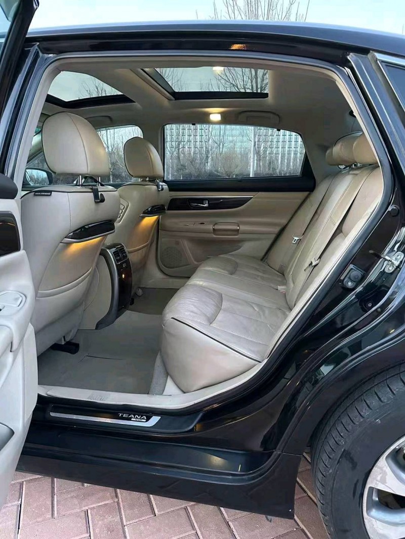 邯郸15年日产天籁3