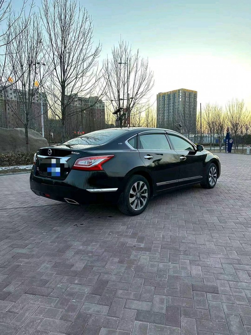 邯郸15年日产天籁4