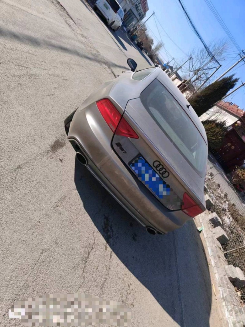 济南15年奥迪A7L5