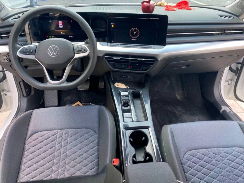 成都22年大众凌渡5