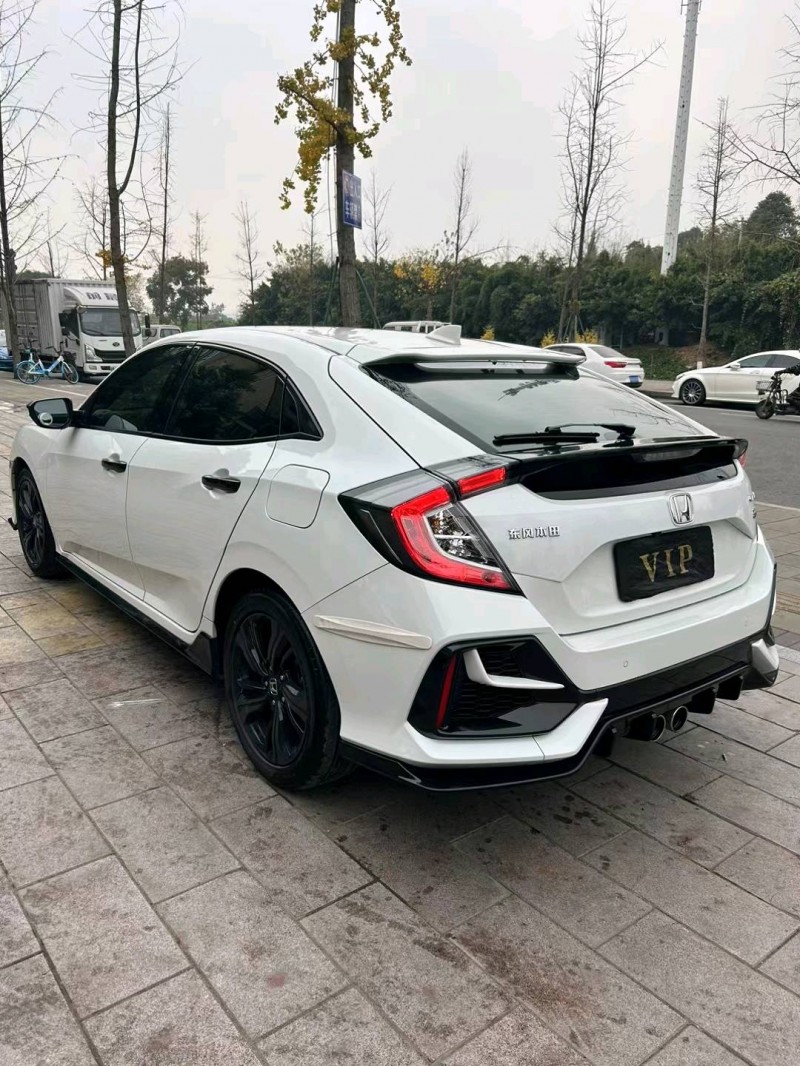 成都22年本田思域7