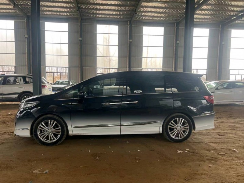 菏泽18年本田艾力绅5