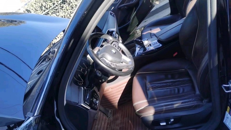 济宁18年宝马5系4