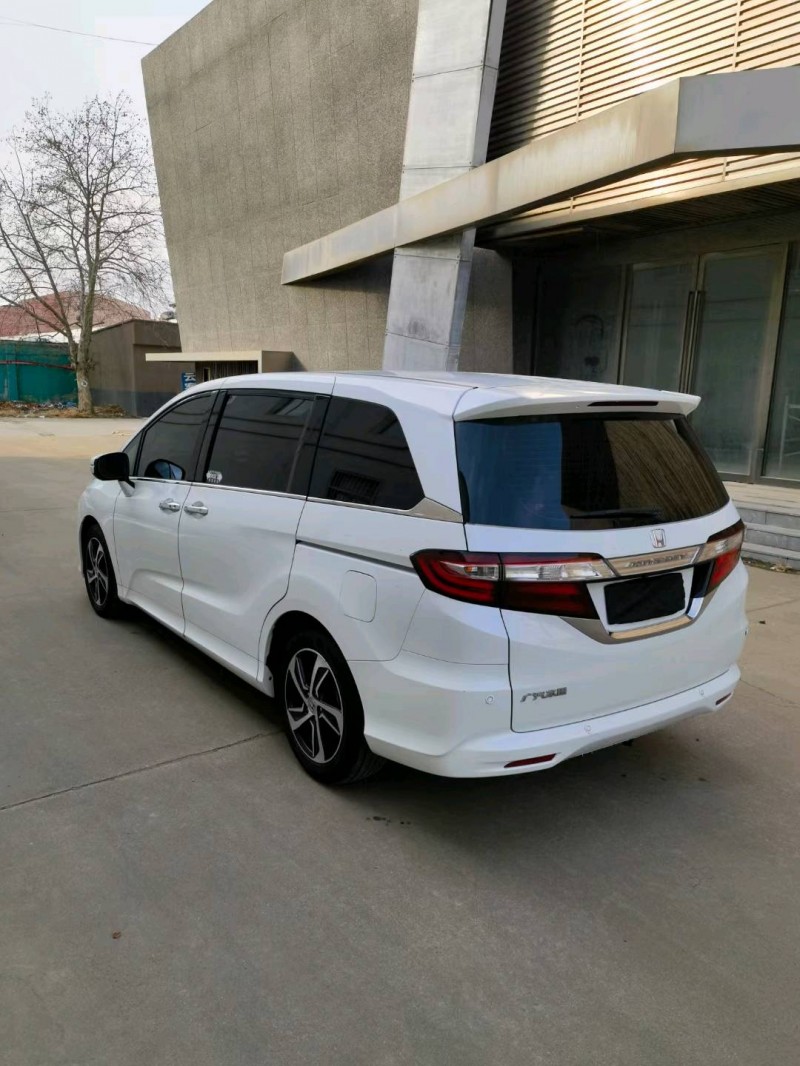 青岛17年本田奥德赛9