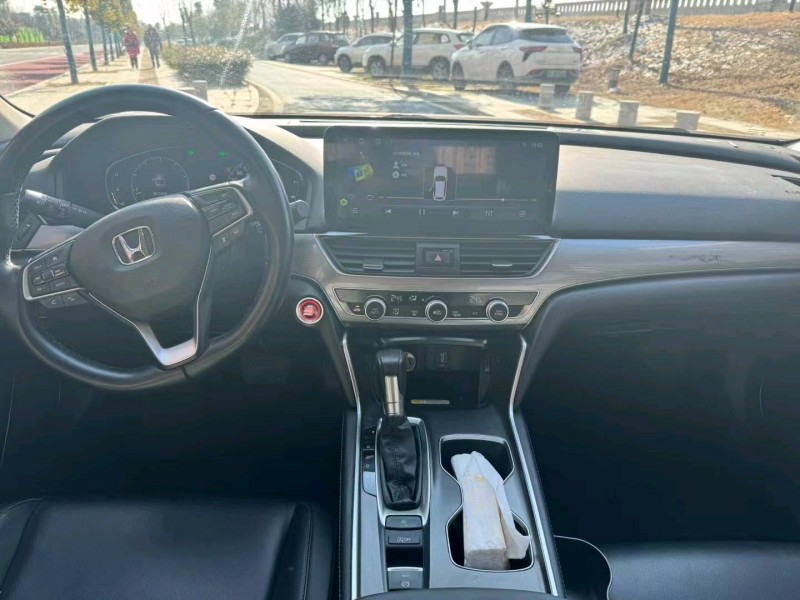 潍坊20年本田雅阁5