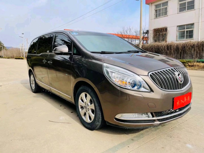 烟台16年别克GL82