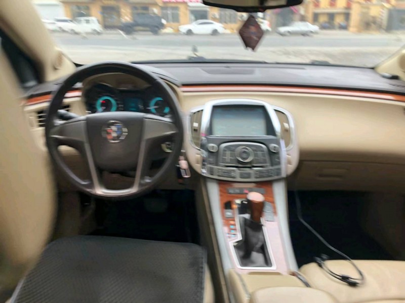 保定11年别克君越8