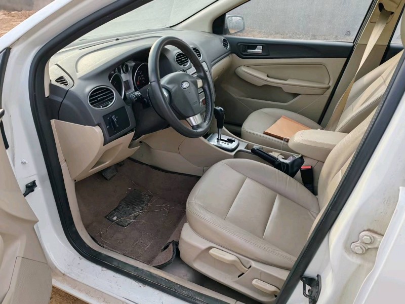 临沂15年福特福克斯4