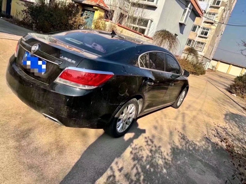 枣庄13年别克君越3