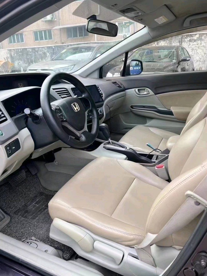 广州12年本田思域4