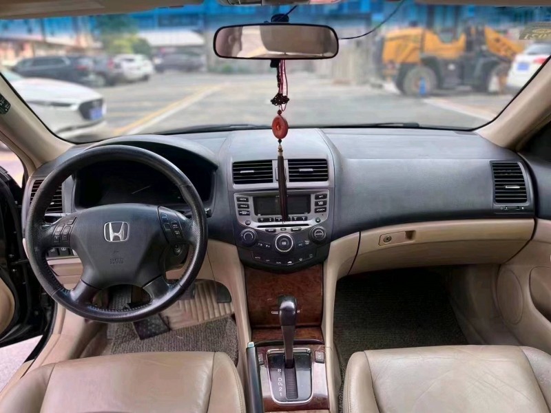 广州07年本田雅阁7