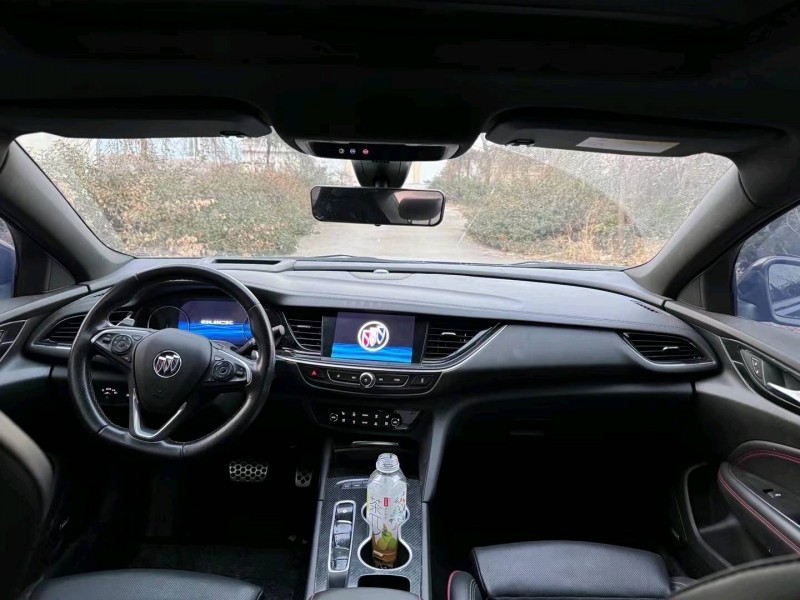 枣庄21年别克君威4