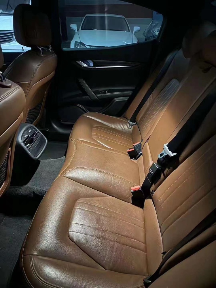 广州19年玛莎拉蒂Ghibli7