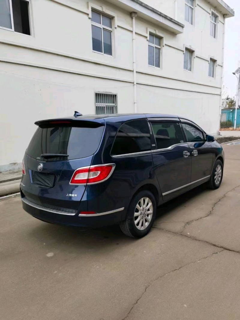 淄博12年别克GL82