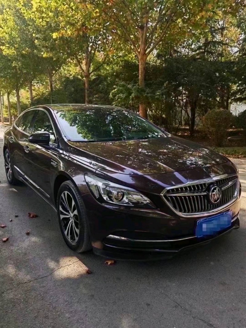 枣庄17年别克君越2