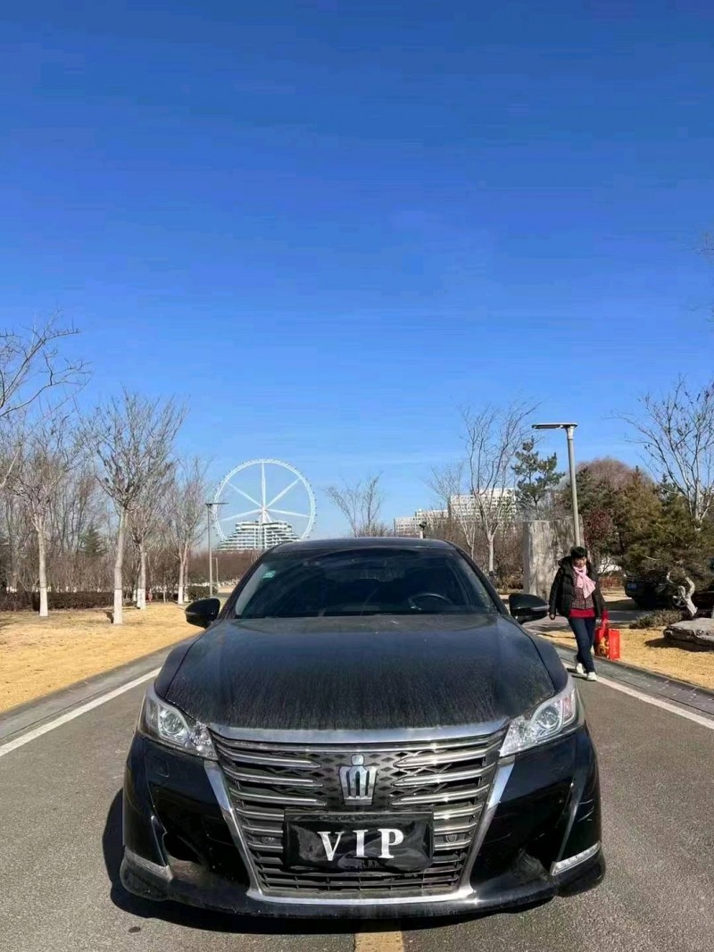 聊城17年丰田皇冠1