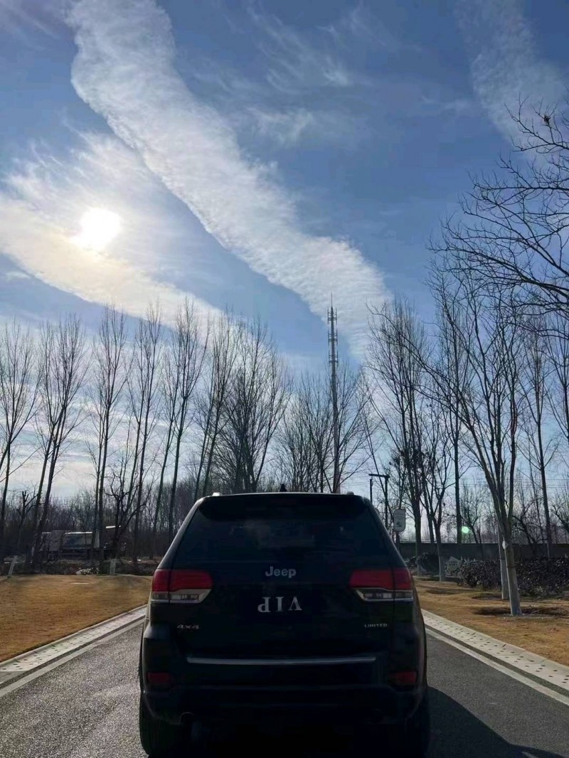 聊城15年Jeep大切诺基4