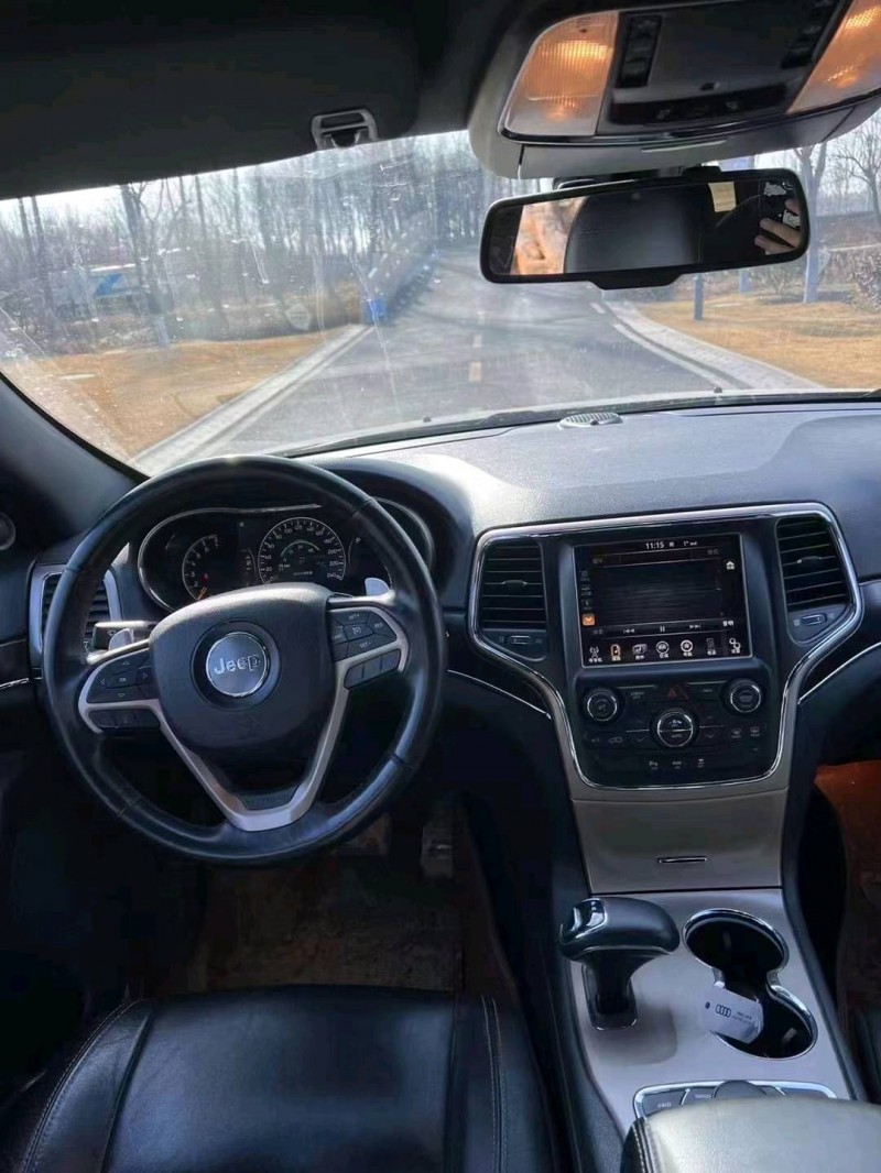 聊城15年Jeep大切诺基8
