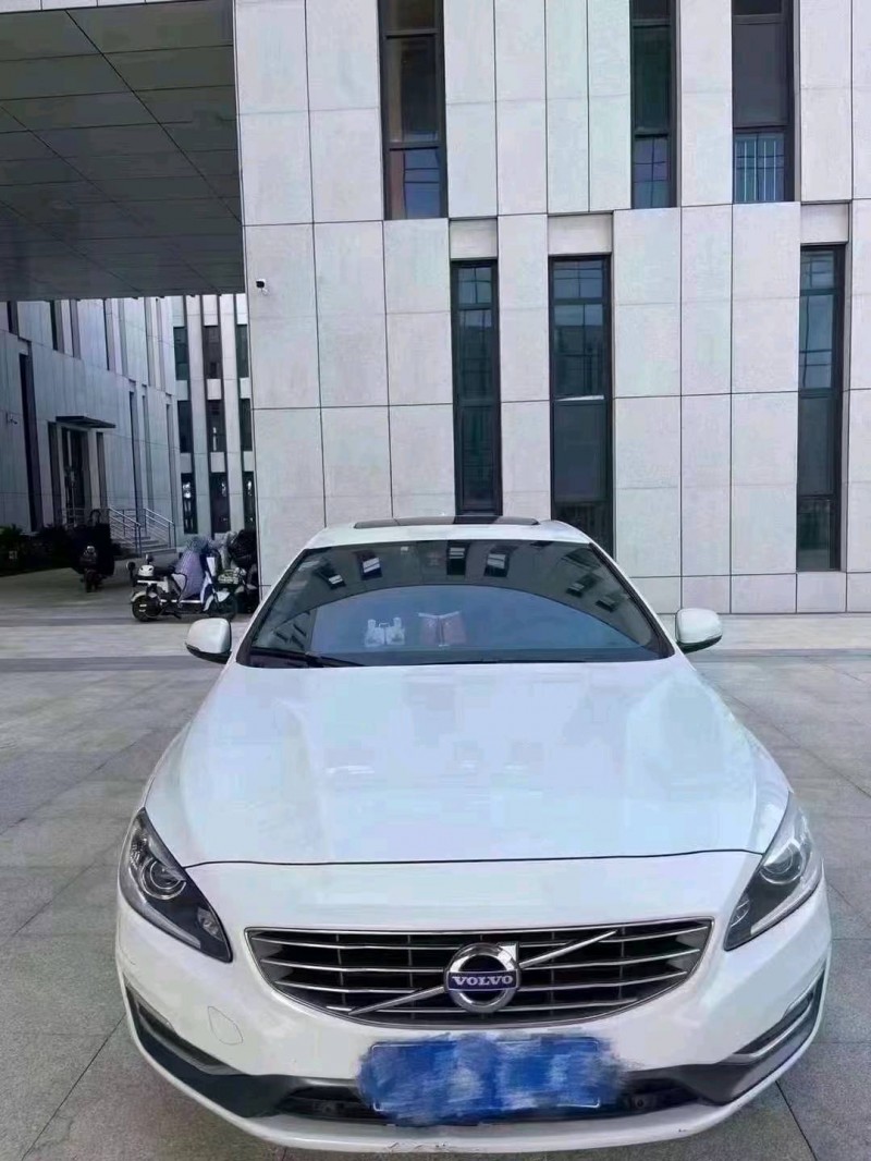 聊城14年沃尔沃S60L1