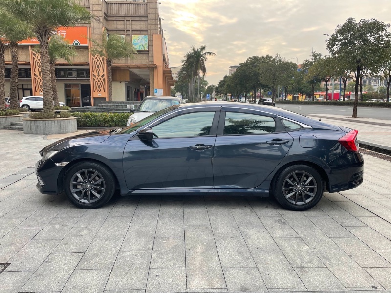 佛山19年本田思域3