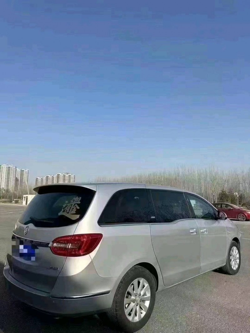 枣庄16年别克GL86