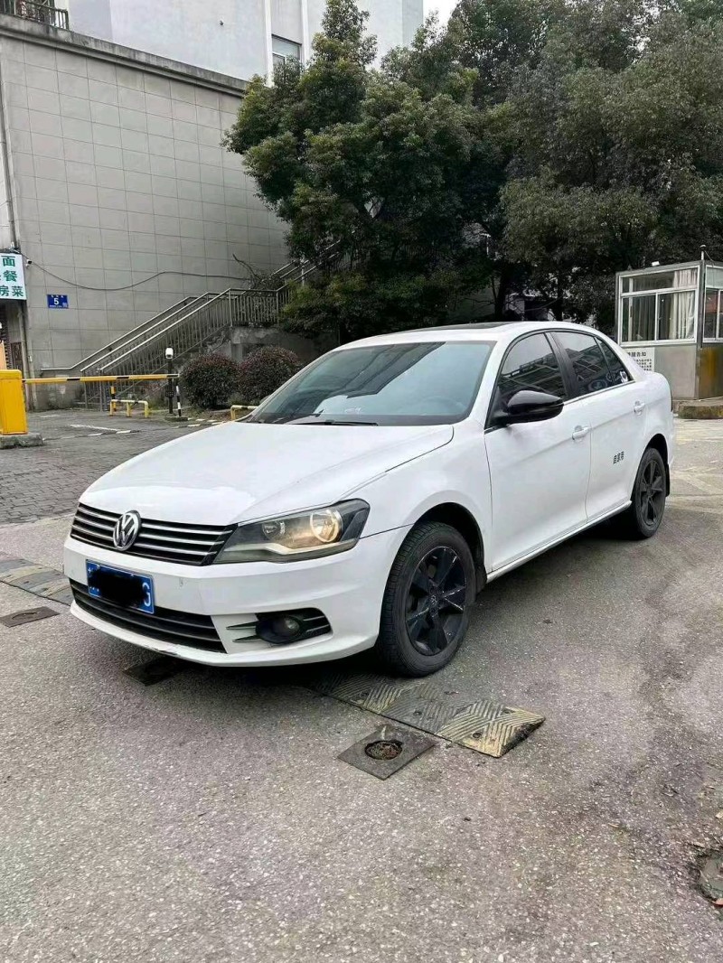徐州14年大众宝来8