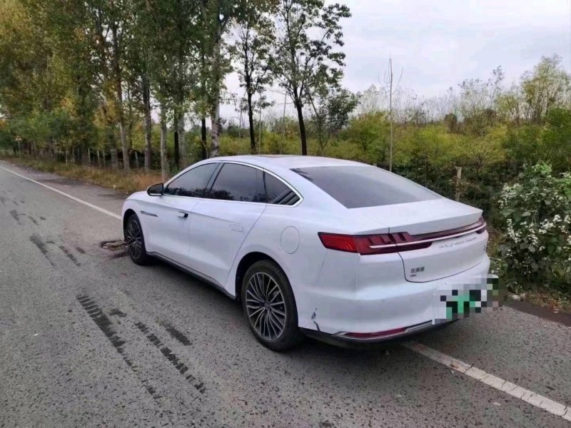 珠海22年比亚迪汉4